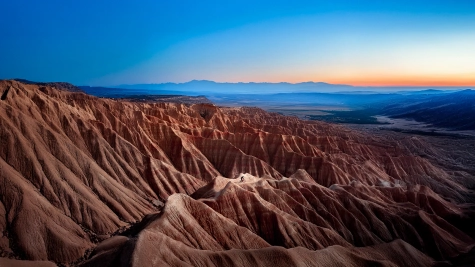 Герой адаптується до середовища