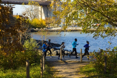 RunnersBrooklynBridgeParkNYC2020-1200x800.jpg