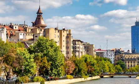  Doing business in Romania guide mazars.ro