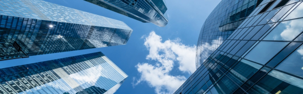 85e02050672c-Header-UniversFinance-2026.png.webp