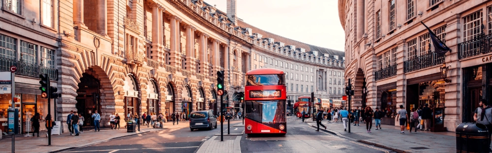 0841b19321bf-UK-Desk-1600x500.png.webp 0841b19321bf-UK-Desk-1600x500.png.webp