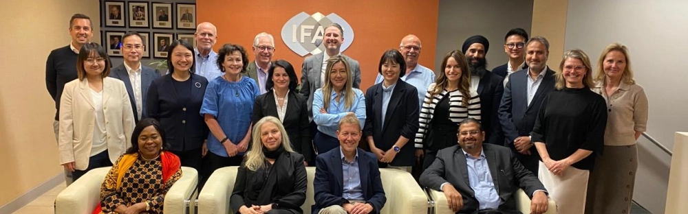 8262d851808f-SMPAG-Oct-meeting-in-NY-by-JY.JPG.webp 8262d851808f-SMPAG-Oct-meeting-in-NY-by-JY.JPG.webp