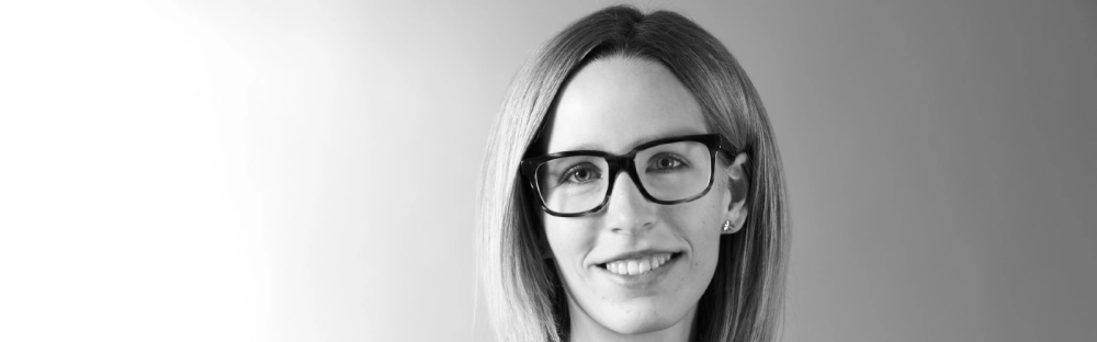 4a49643a8a5e-Monica-SH_1600x500.jpg.webp 4a49643a8a5e-Monica-SH_1600x500.jpg.webp