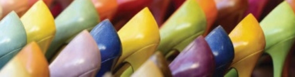 bccedbd69b96-luxury-study_1086x202_2.jpg.webp bccedbd69b96-luxury-study_1086x202_2.jpg.webp