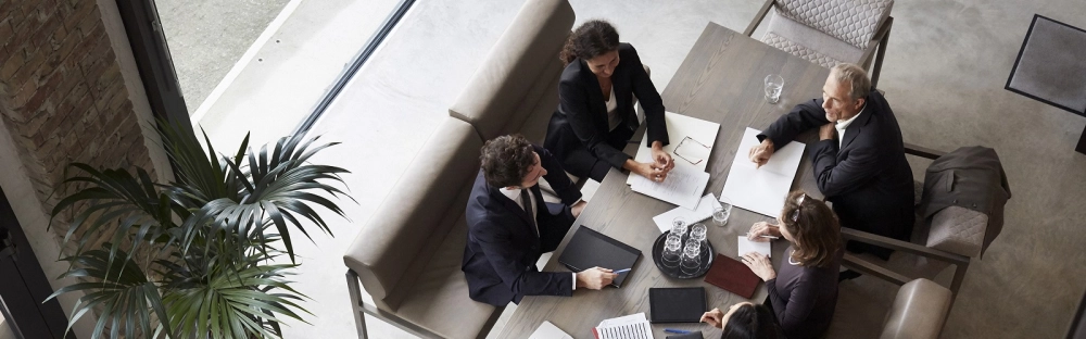 5ffce3e5499b-Financial-Services-Tax-header.jpg.webp 5ffce3e5499b-Financial-Services-Tax-header.jpg.webp