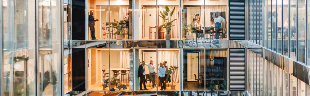 ab799379e0c5-202512_Header_Landingpage_1600x500_Standard_v15.jpg ab799379e0c5-202512_Header_Landingpage_1600x500_Standard_v15.jpg