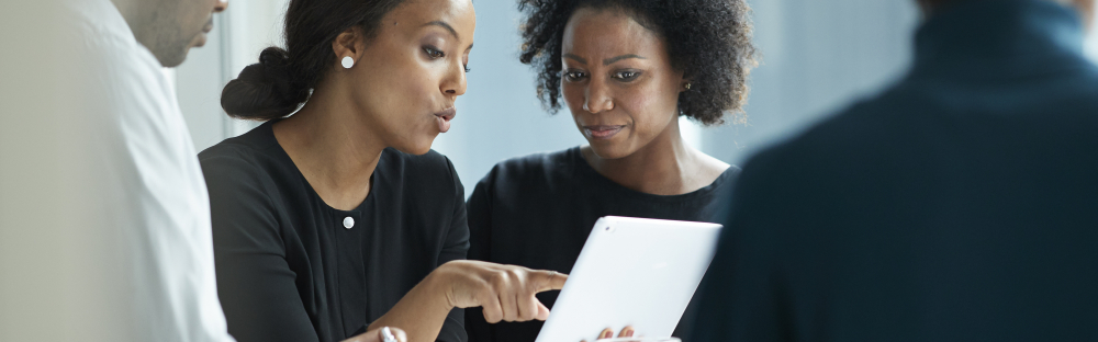 e6af528b8db5-meeting.jpg e6af528b8db5-meeting.jpg