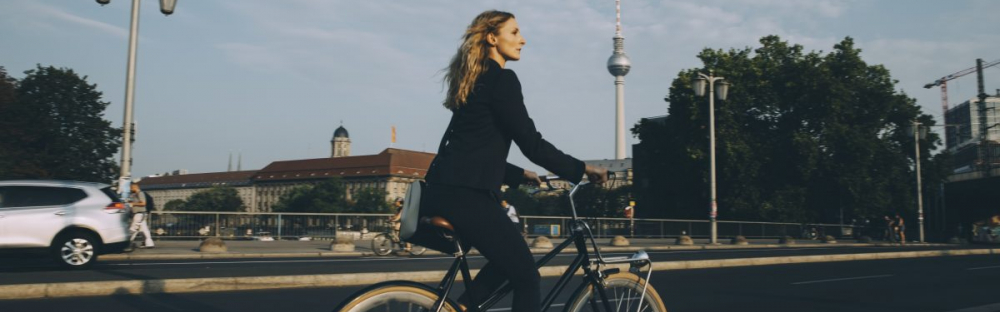 5ce0f6f99225-CEE-C-suite_HP.jpg 5ce0f6f99225-CEE-C-suite_HP.jpg