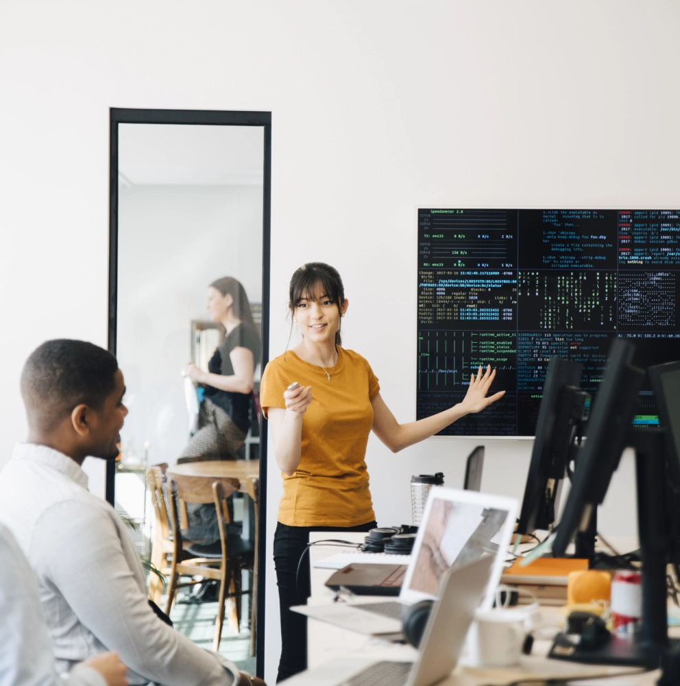 Consultants assessing third-party and supply chain cybersecurity risks through vendor risk management and supplier risk assessment