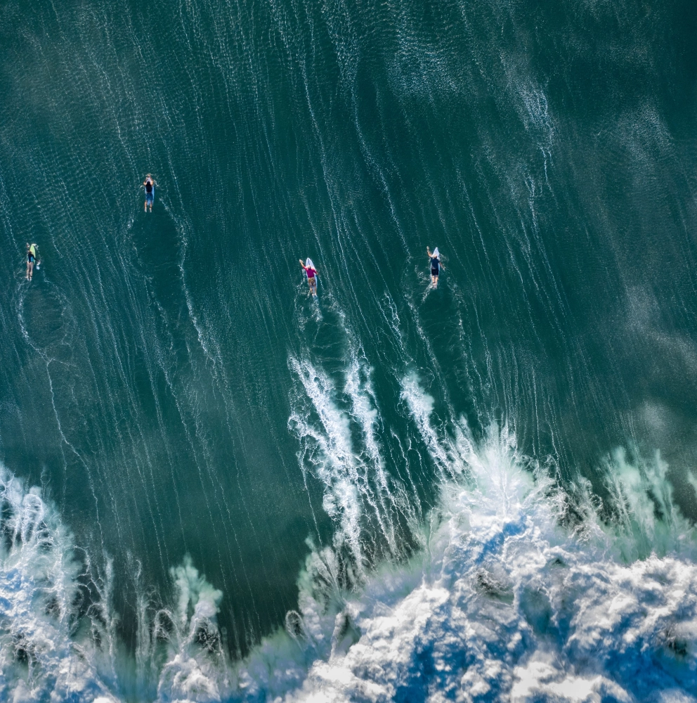 Riding the wave of market change: Global private equity report 2025