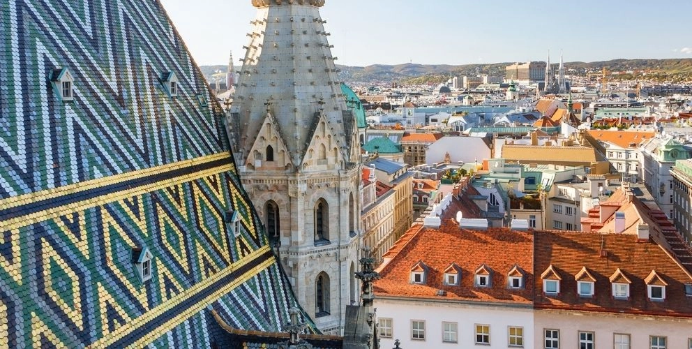 Mazars expandiert im Banken- und Versicherungssektor: Neue Branchenexperten verstärken Team Mazars expandiert im Banken- und Versicherungssektor: Neue Branchenexperten verstärken Team