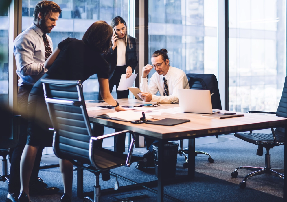 Large & international companies Large & international companies