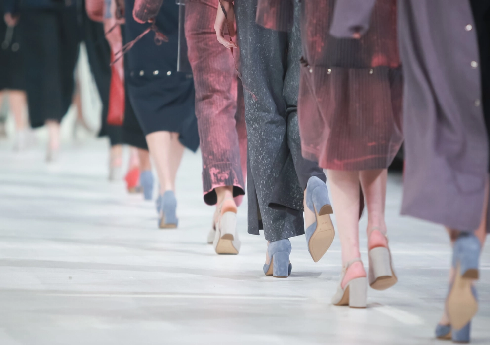Luxury Goods: authenticity, online customer journey, social purpose and the crisis power of the Homo Economicus Luxury Goods: authenticity, online customer journey, social purpose and the crisis power of the Homo Economicus