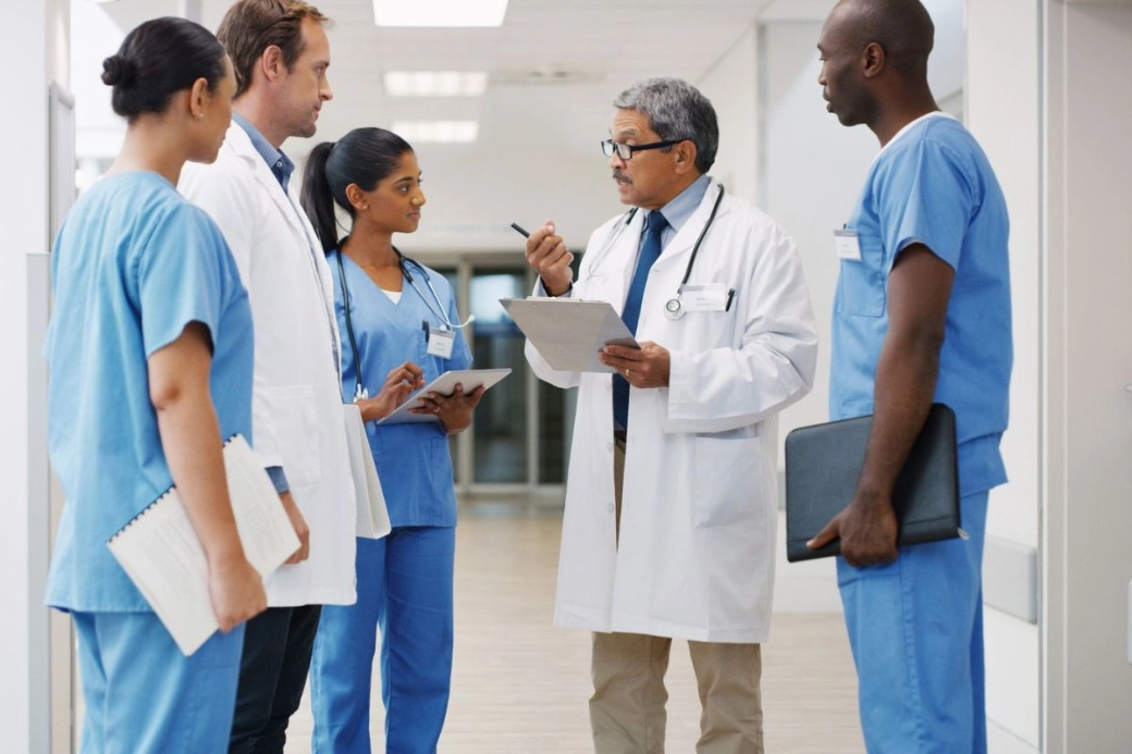An image of men and women doctors, nurses and healthcare professionals