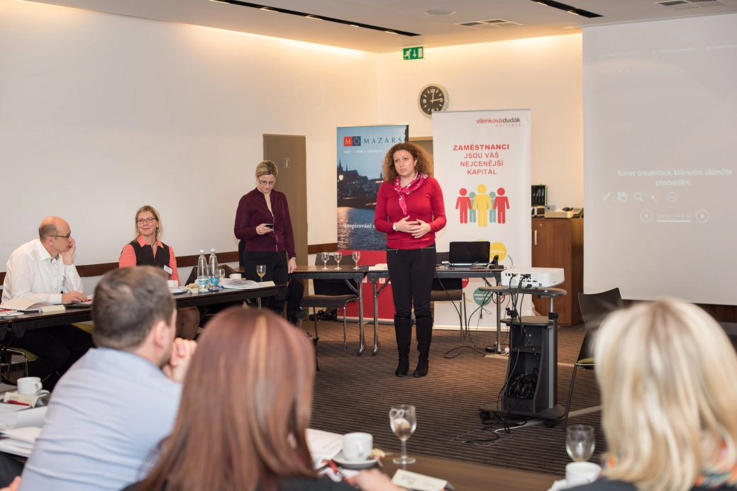 Jana Boštíková na semináři Mazars
