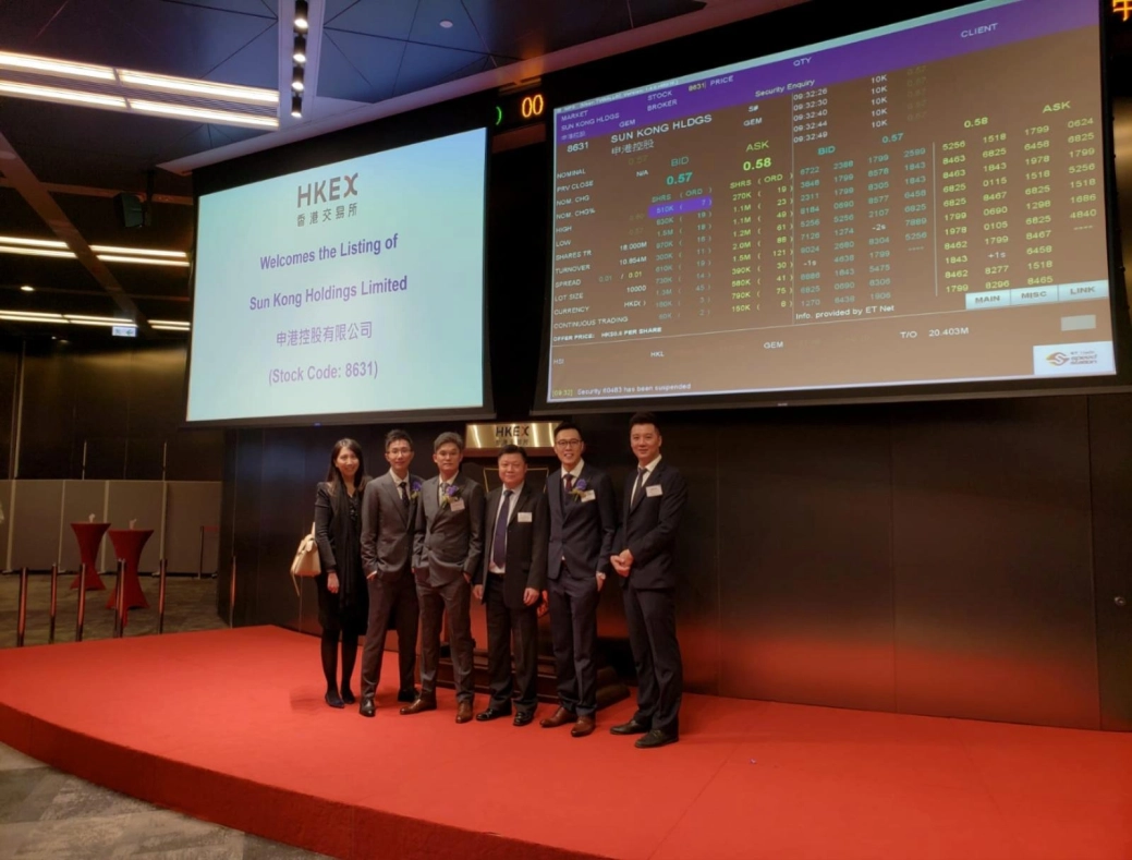 listing ceremony 08631_1.jpg