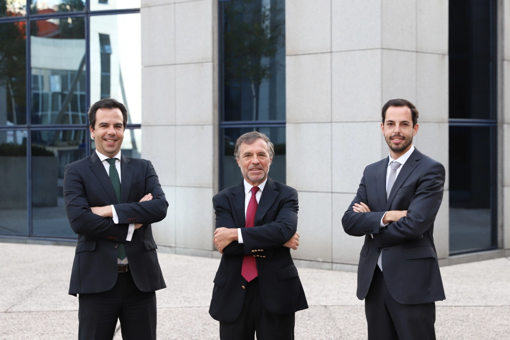 Financial Services Team PT