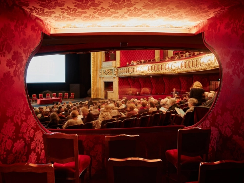 Page Odeon 2