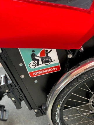 Stories 2021_For Good_December_CyklingUdenAlder_b