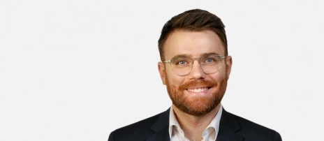 Senior Associate Kevin Dolinski