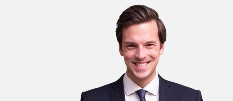 Director Gordon Grundmann