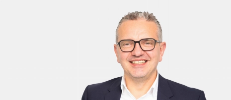 Associé David Decroix