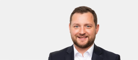 Associé Xavier Baron