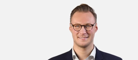 Senior Manager Julian Nagel
