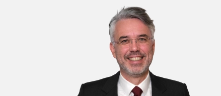 Partner - UCITS, ManCo, PE/RE and Securitisation Eric Decoster